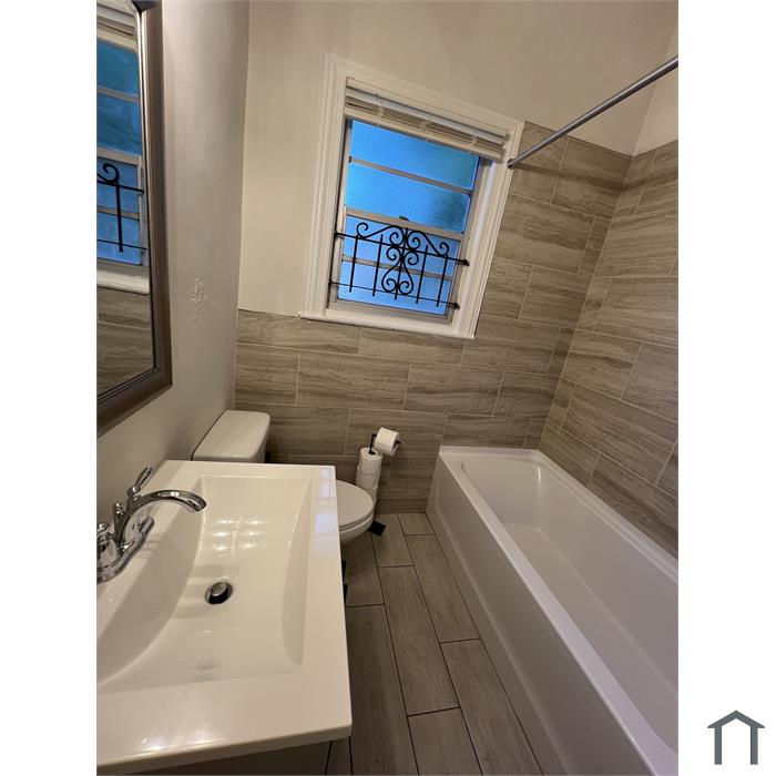 3 Bedroom Single Family House 804 W 18Th St in Jacksonville, FL