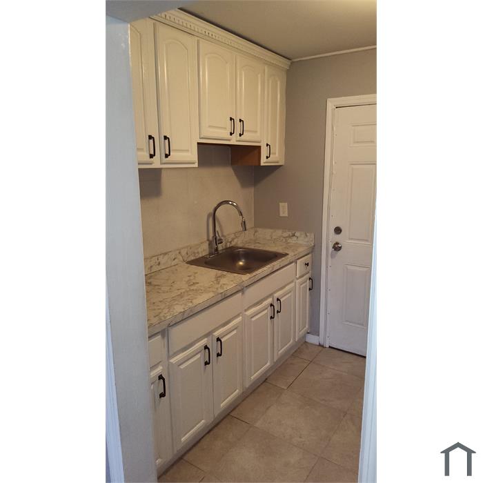 821 Stanwick Rd