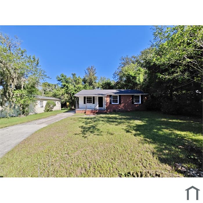 1237 N Shore Dr
