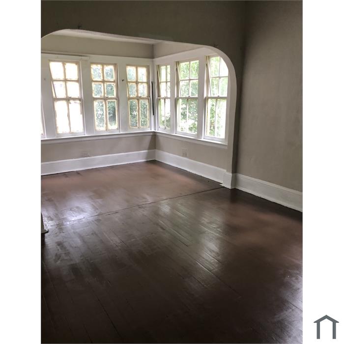 2040 Mount Herman St