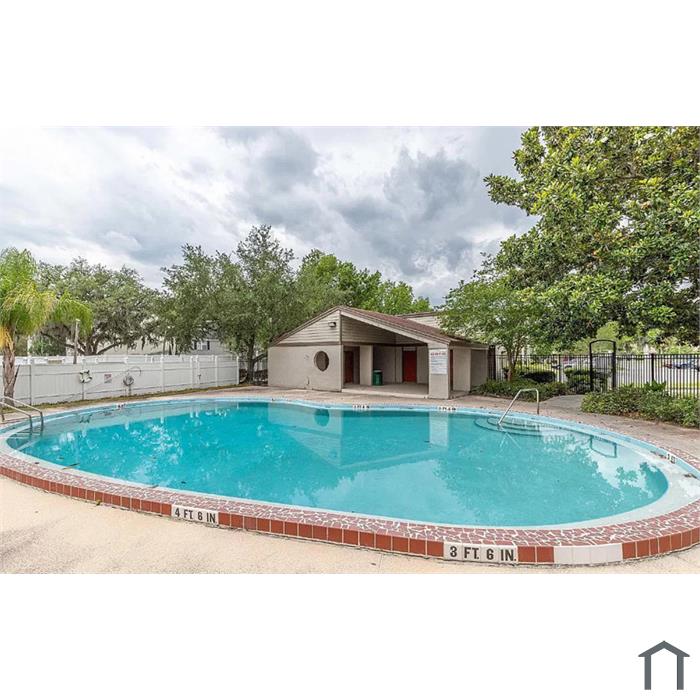 8300 Plaza Gate Ln