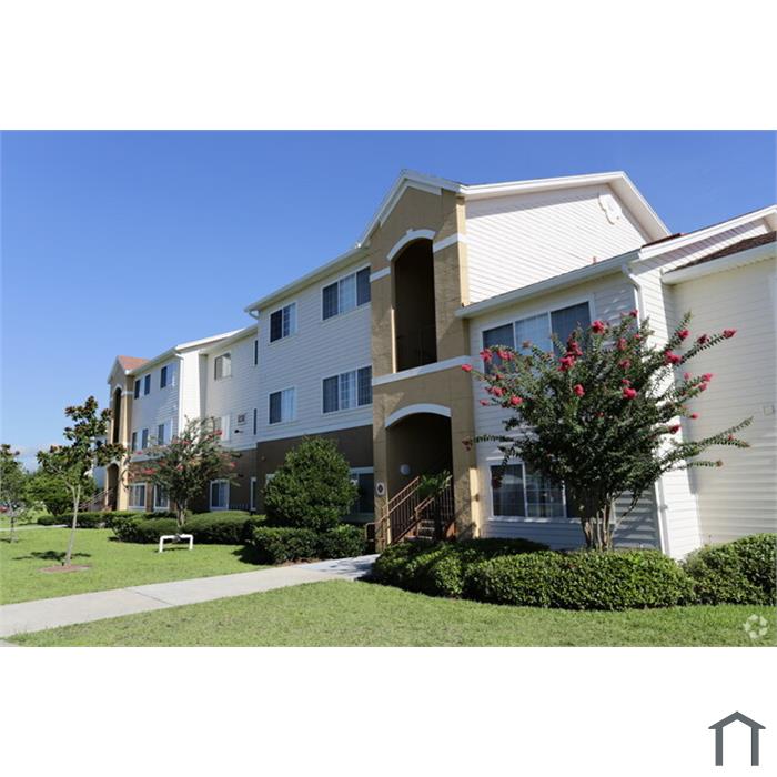 Mission Pointe Apartments