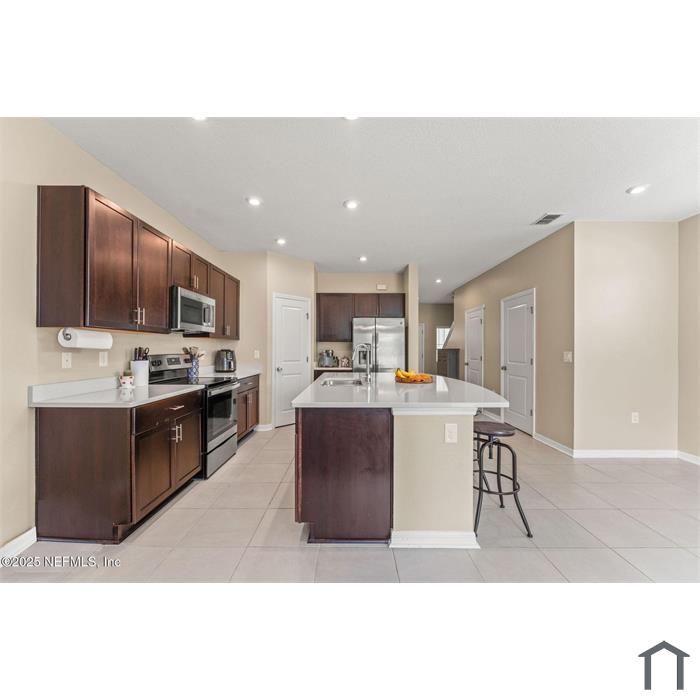 13106 Annies Walk Dr