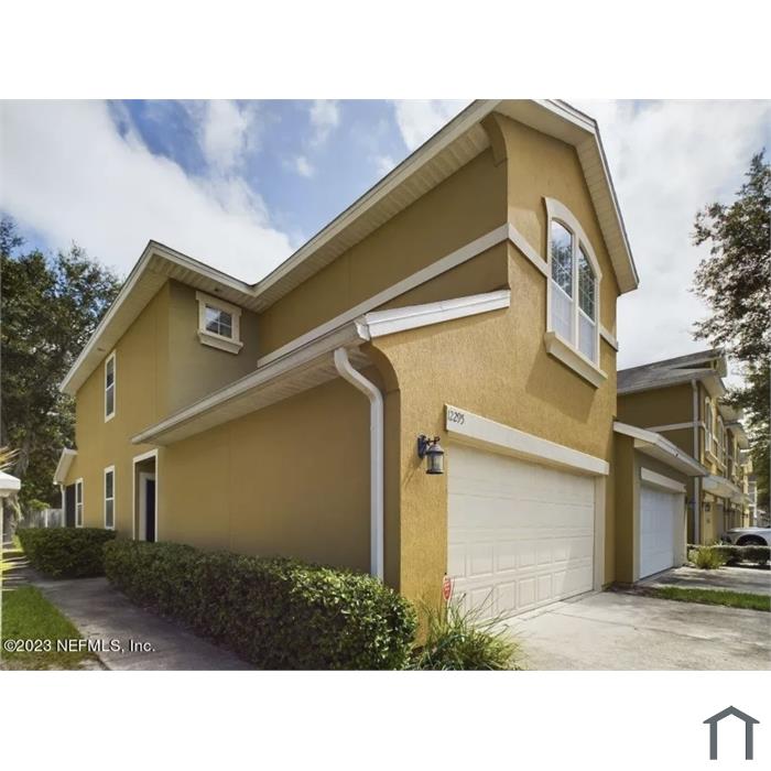 12295 Black Walnut Ct