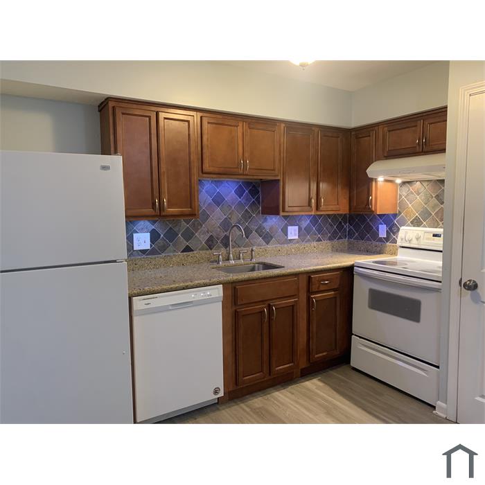 2411 Whispering Woods Blvd