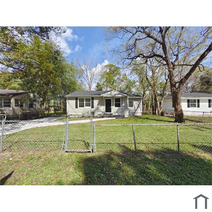 2148 Allandale Cir N