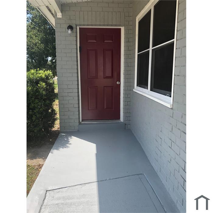 848 Chippendale St