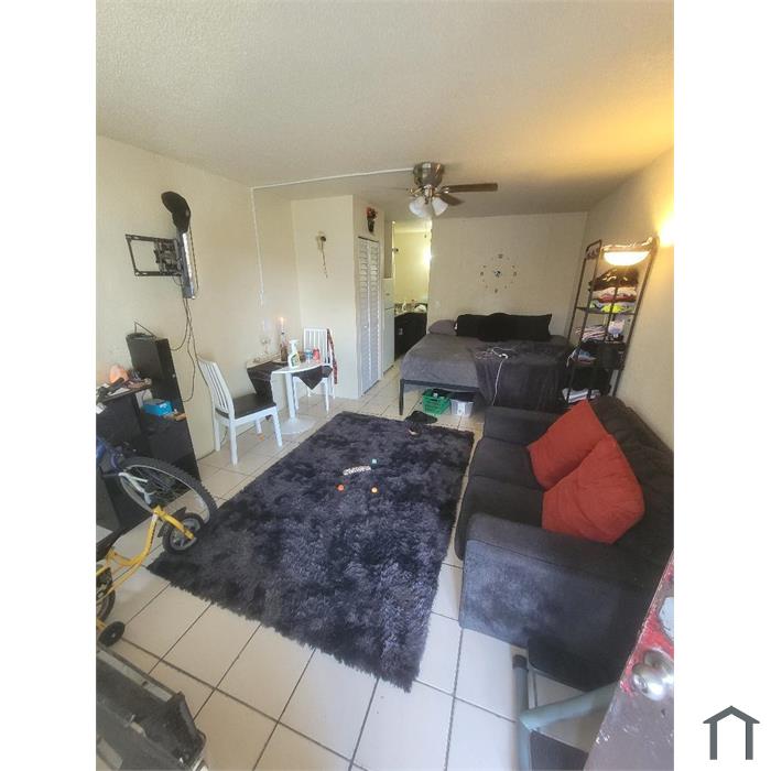 421 E Kennedy Blvd
