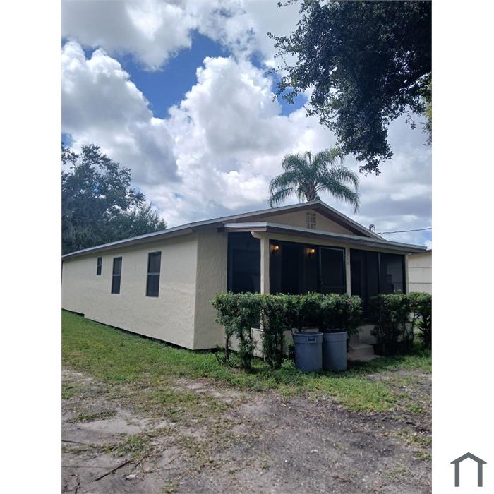 2511 Crawford Dr