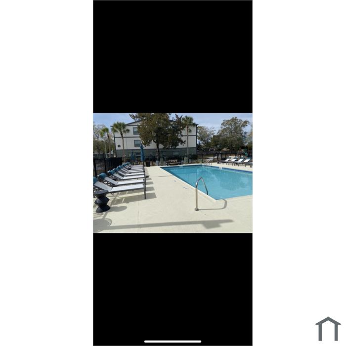 Huntington Reserve Apartments