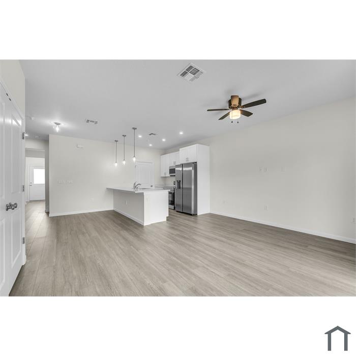 2549 SLim LLC