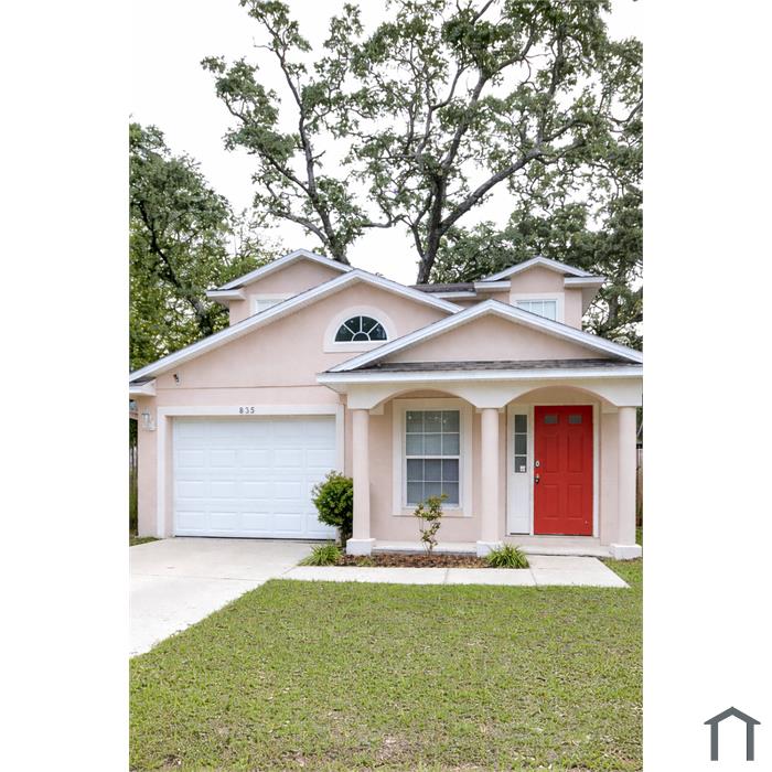 835 McFall Ave