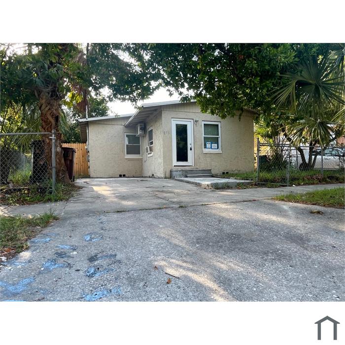 715 Quill Ave