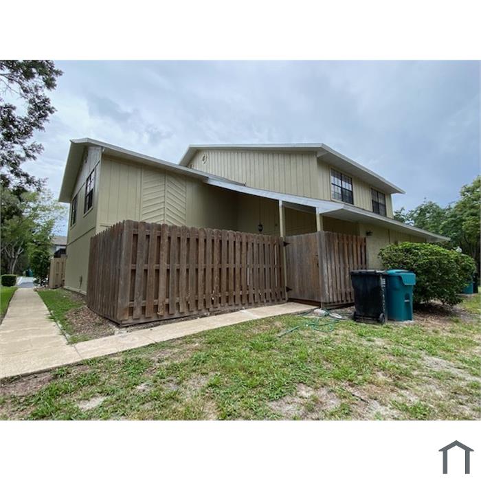 4546 Lighthouse Cir