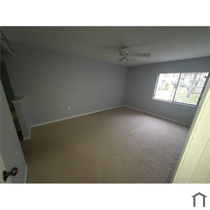 5333 Vineland Rd
