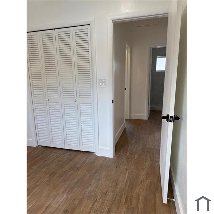236 SW 7th St