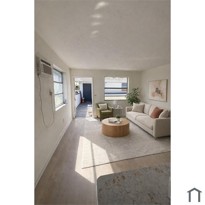 1400 W 29th St