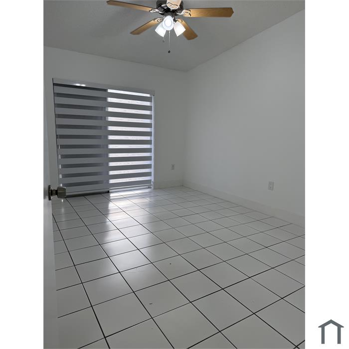 6710 NW 166th Ter