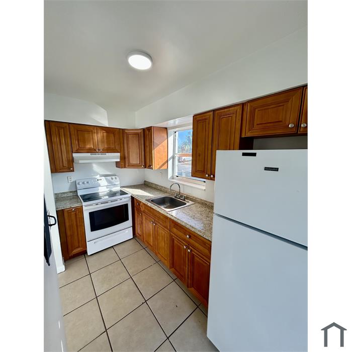 7311 Venetian St