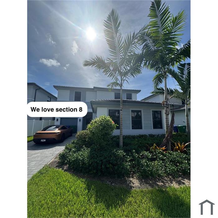 4481 SW 173rd Ave