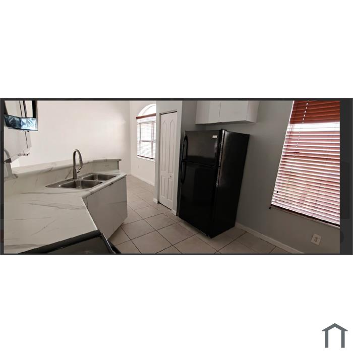 2131 NE 37th Ter