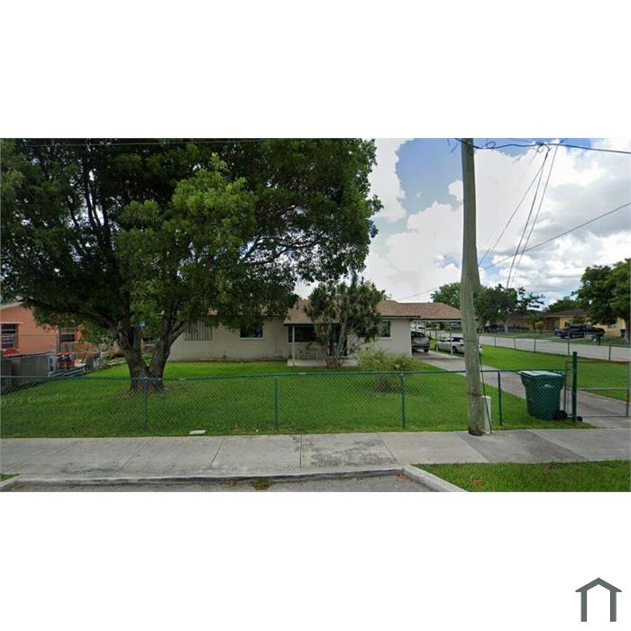 683 NW 13th St