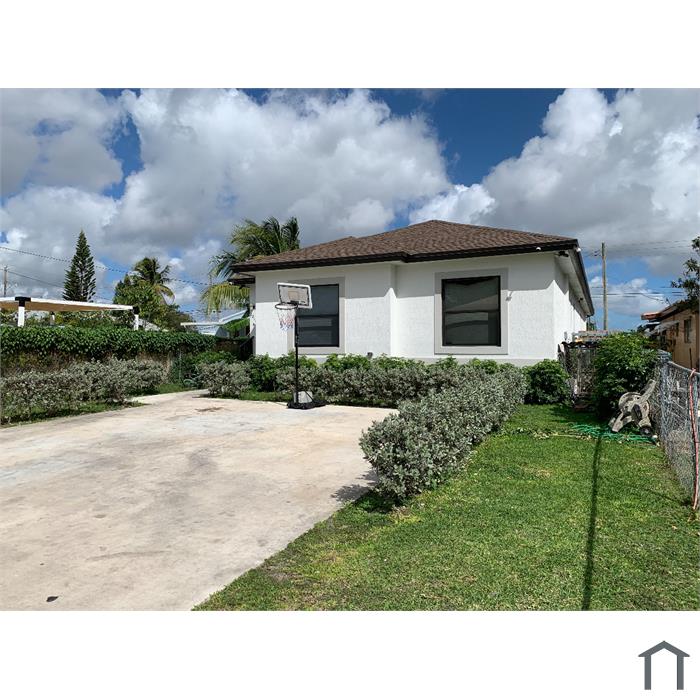 1214 NW 6th Ave