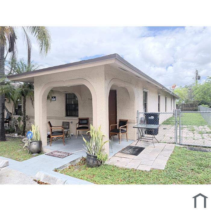 954 NW 14th St
