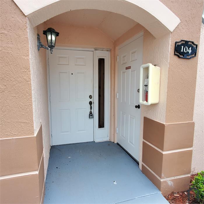 1251 SE 27th St