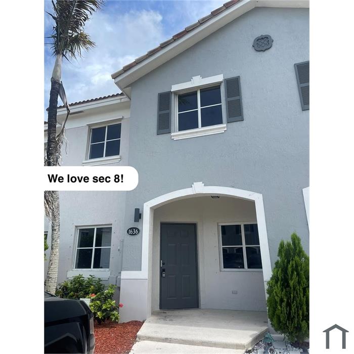 1636 SE 30th St
