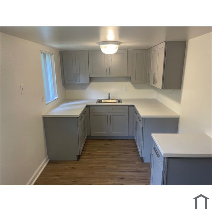 Glorieta Gardens Apartments