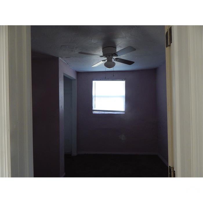 527 NW 8th Ave