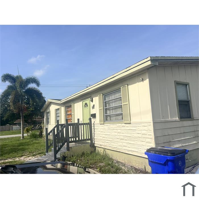 591 SW 51st Ave