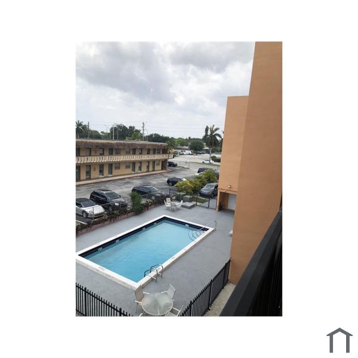 295 NW 72nd Ave