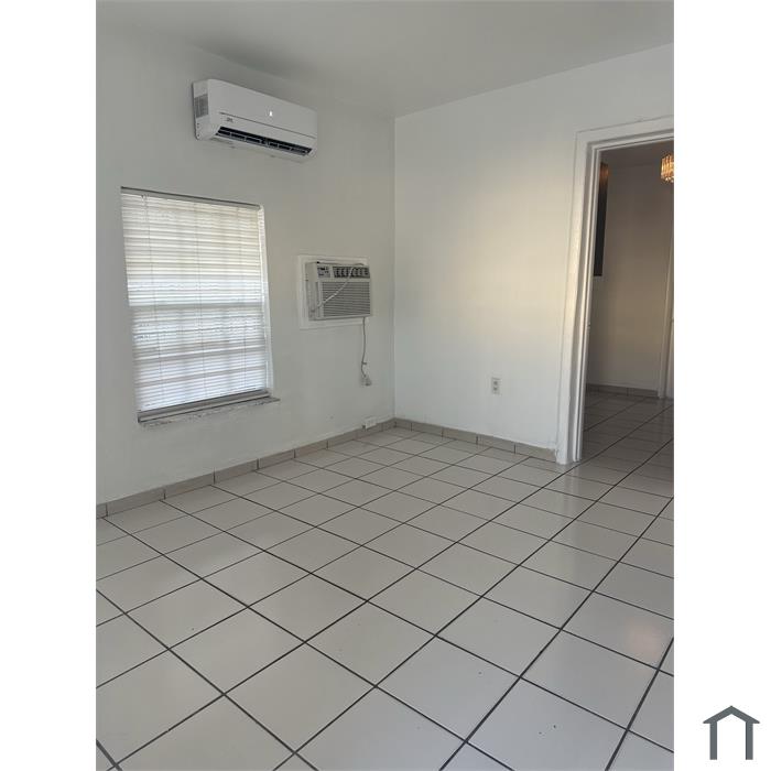 216 NW 47th Ave