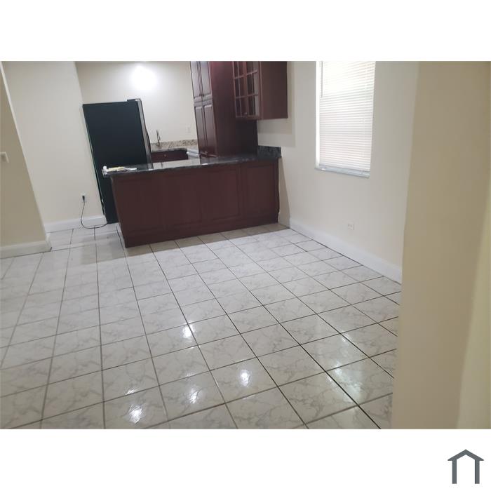 170 NW 39th St