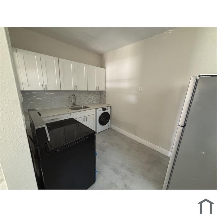771 NW 52nd St
