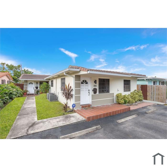 792 NW 35th St