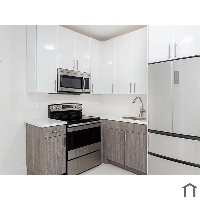 676 NW 47th St