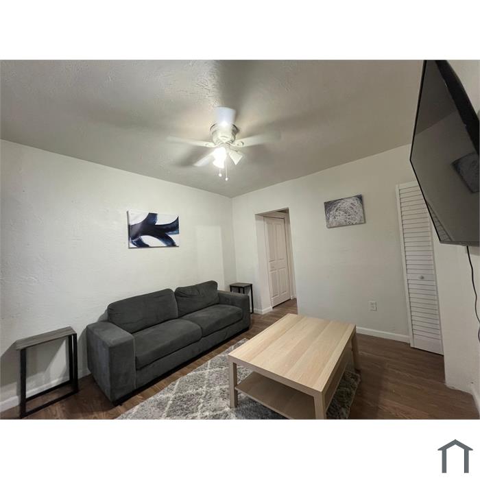 200 NW 13th St