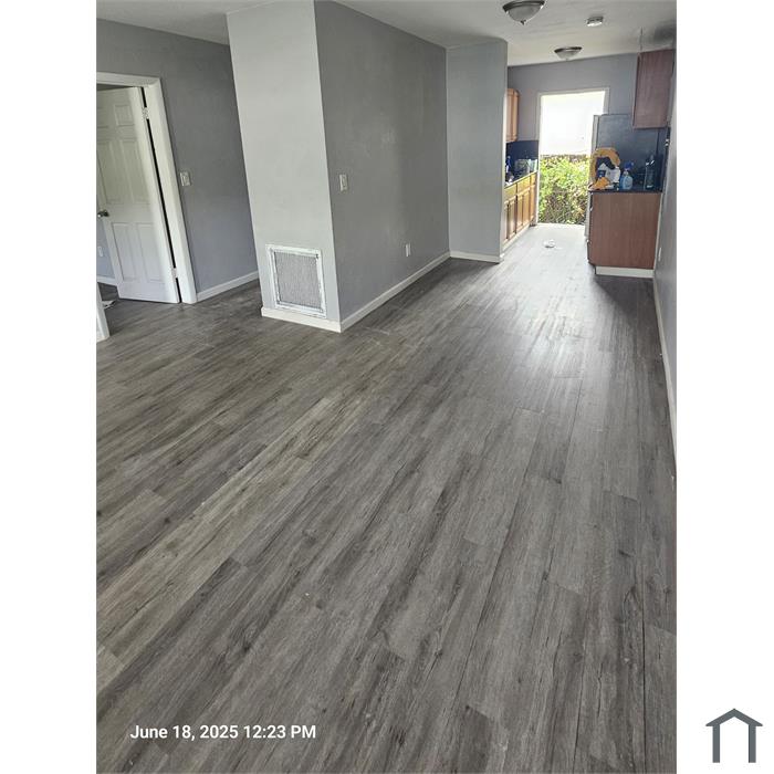 337 NE 57th St