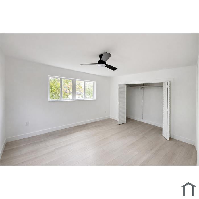 236 NE 55th Ter