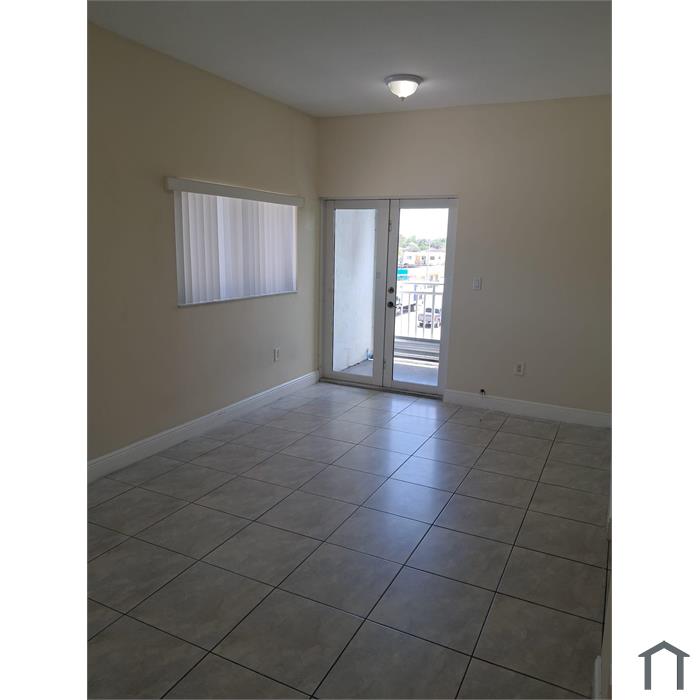 2210 NW 34th St