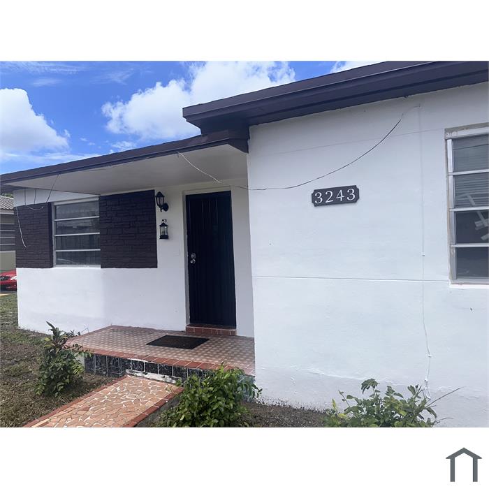 3243 NW 43rd Ter