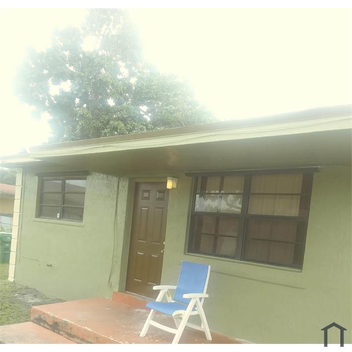 4911 NW 15th Ct