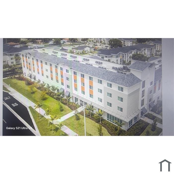2425 NW 46th St