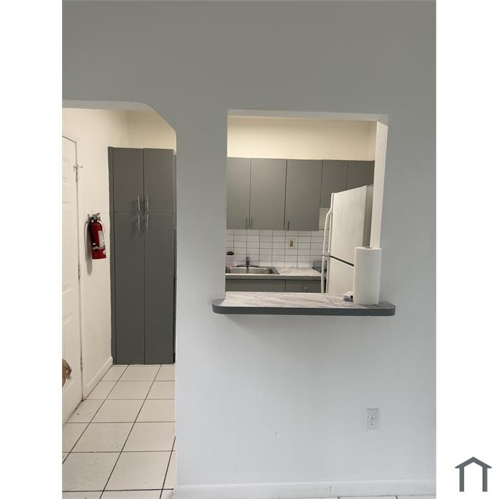2377 NW 50th St