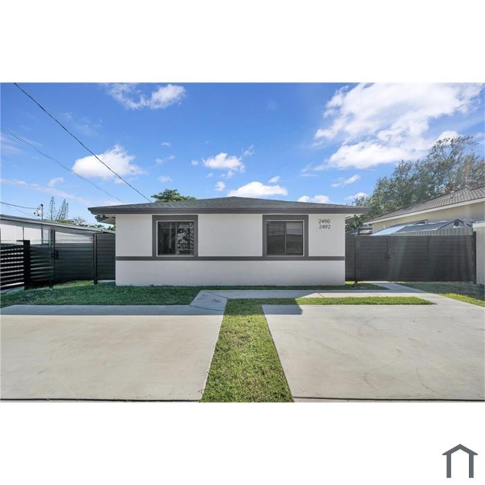 2490 NW 44th St