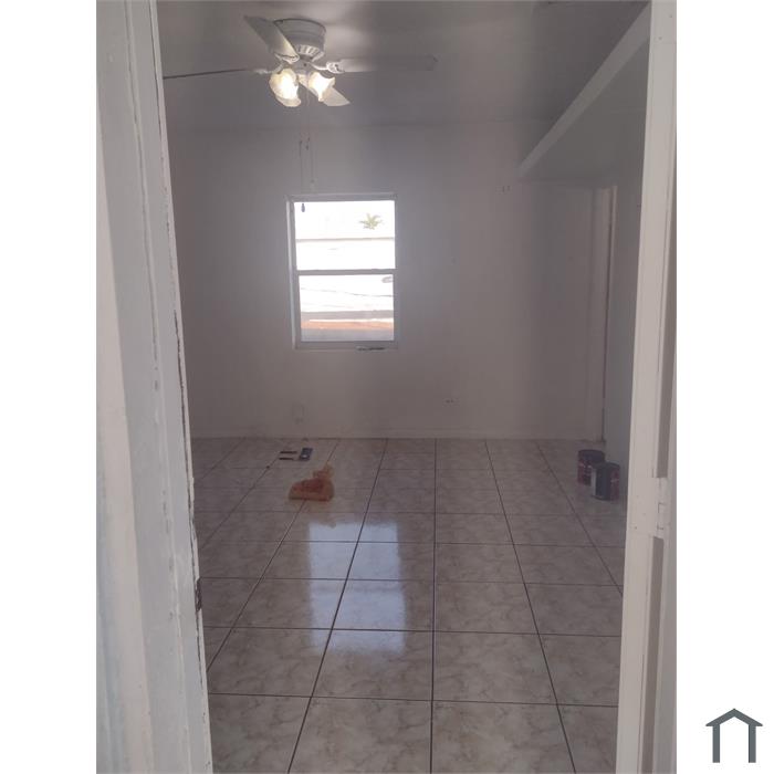 2116 SW 14th Ter