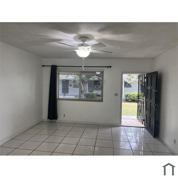 1243 NW 77th Ter